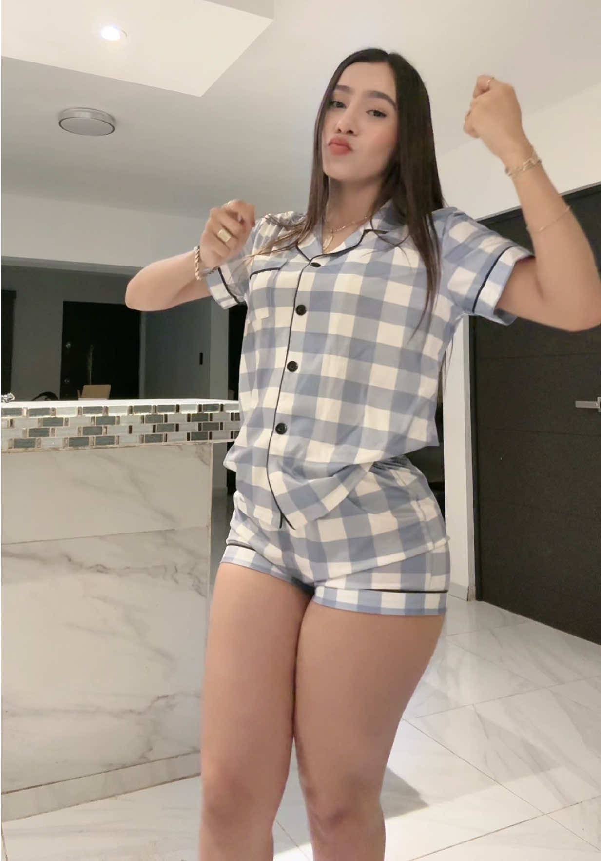 @imnotdania