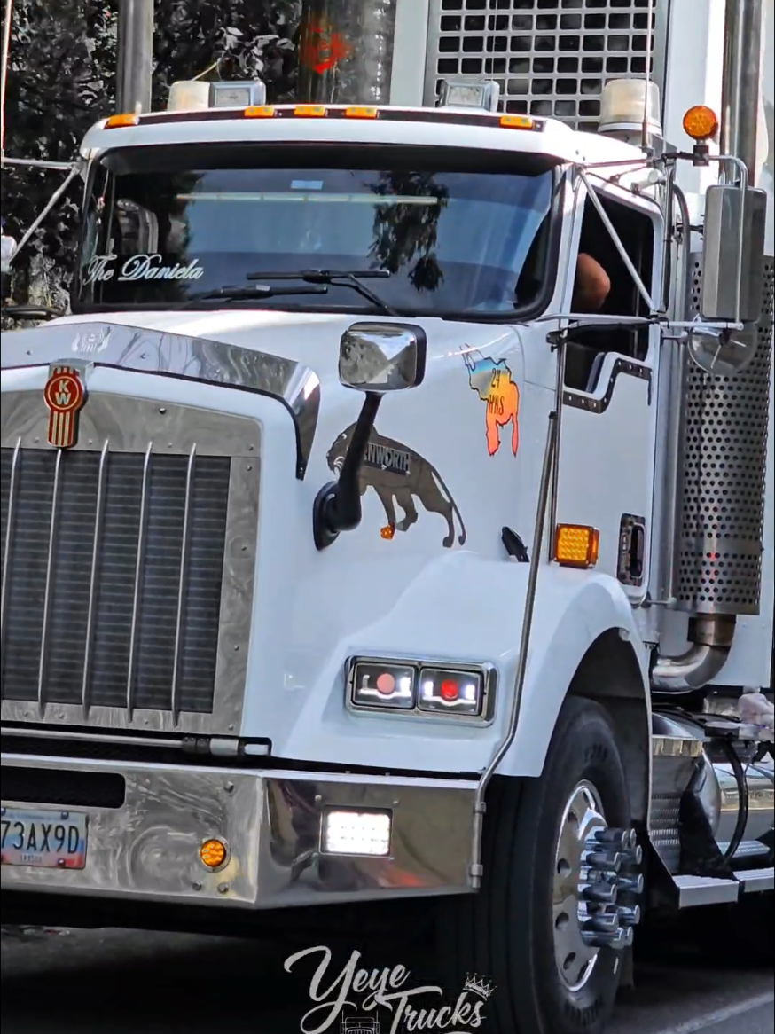 @YEYE TRUCKS