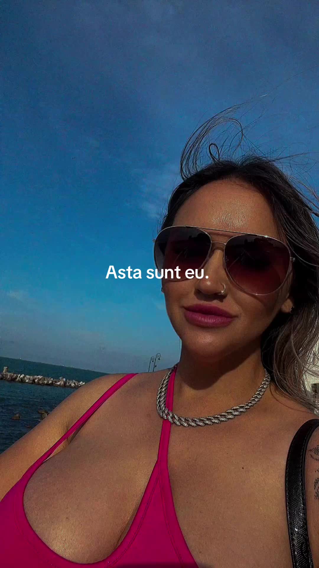 @Ana Carastan