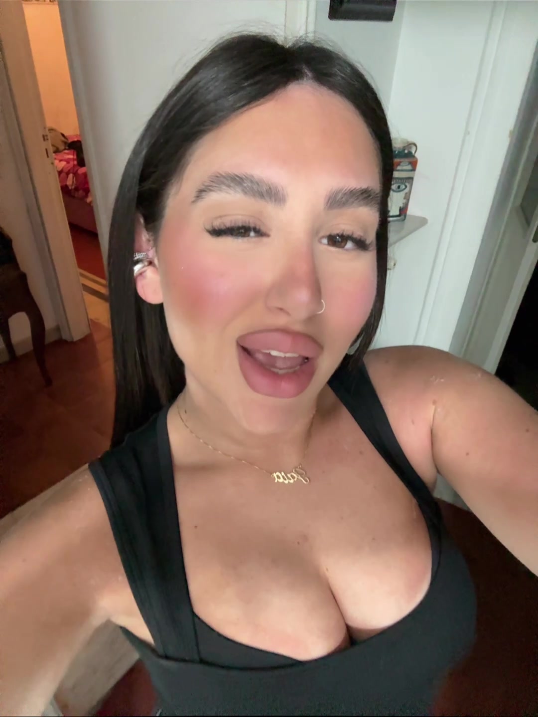 @G🍒
