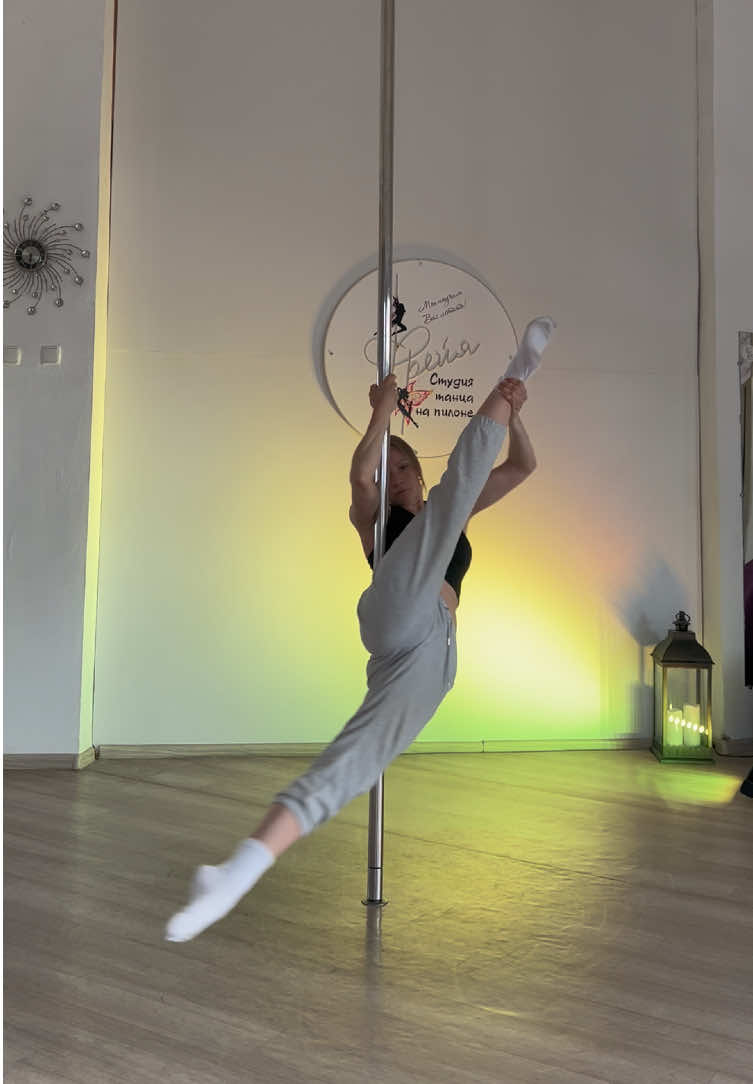 @Dasha Kost POLEdance
