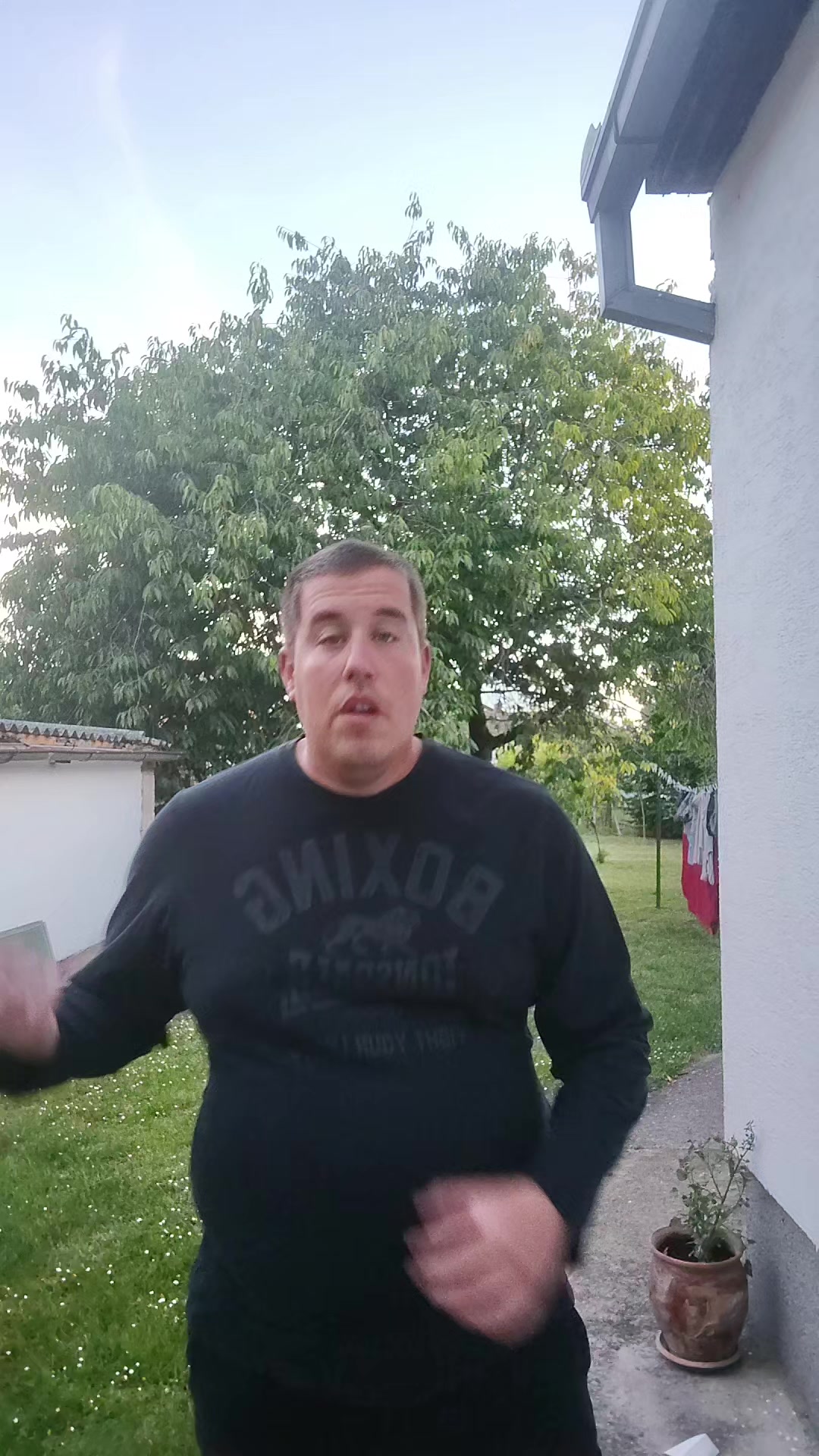 @Ћујке Брат