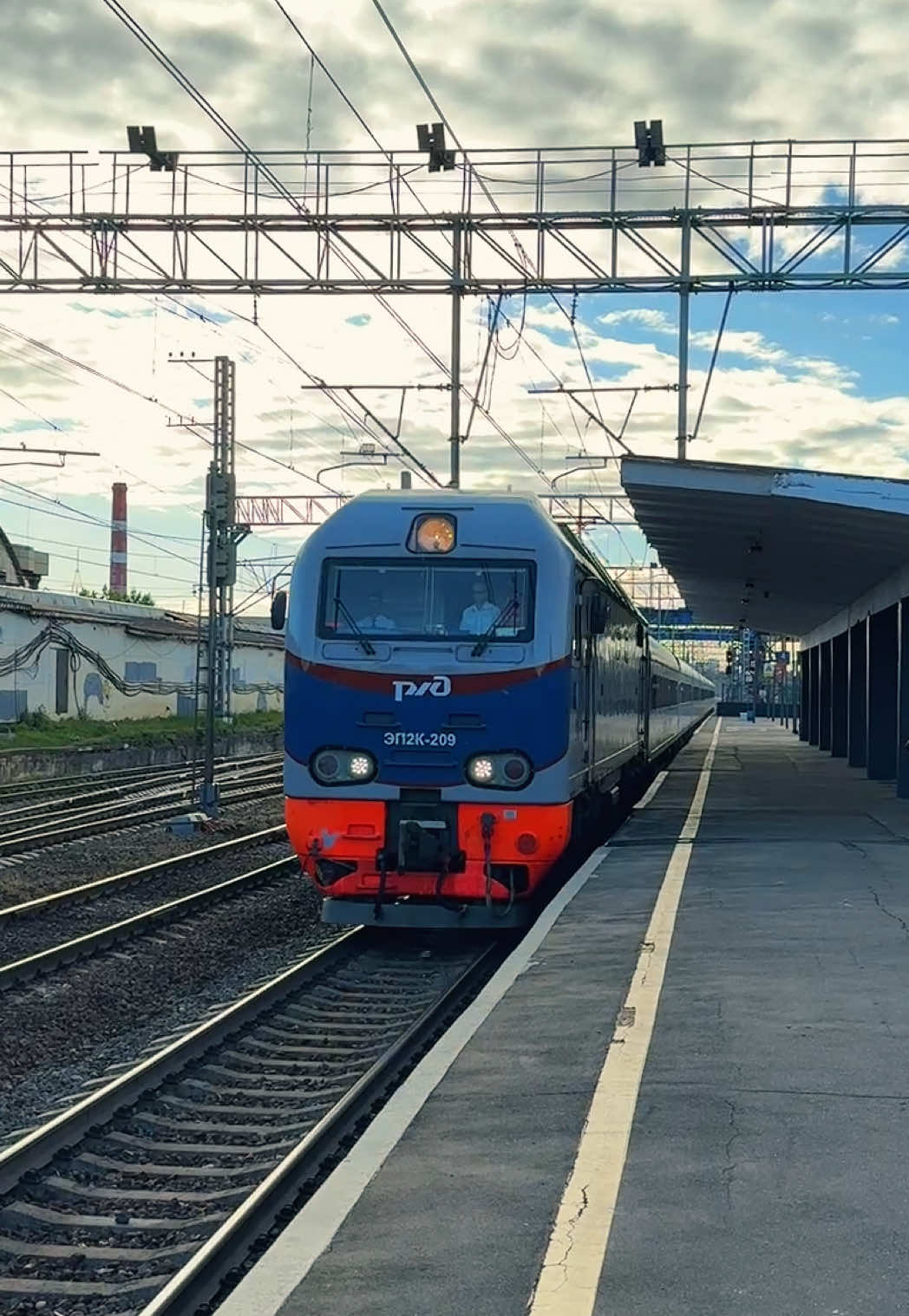 @Limon4ik 🛤️