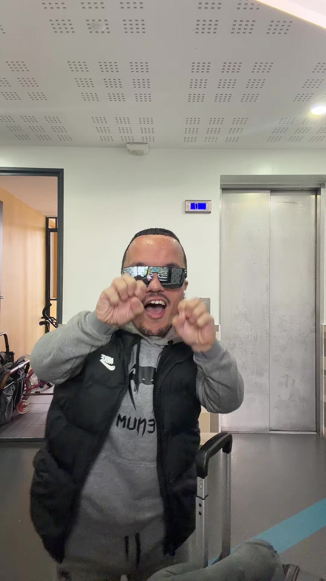 @justminioff 🥊