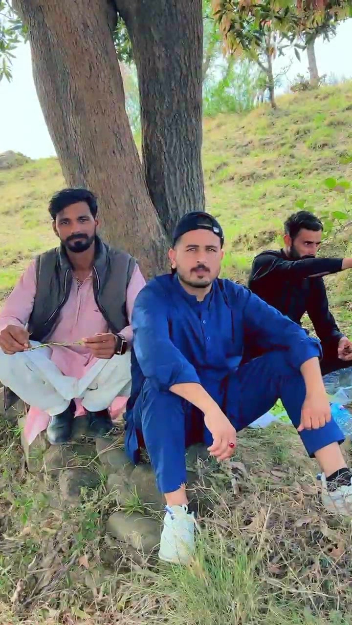 @🦋Muneeb Ali🦋
