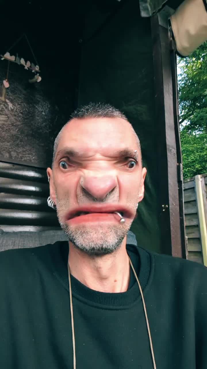 @𝕽𝖆𝖓𝖉𝖆𝖑𝖊𝖋&uuml;𝖗𝖘𝖙🤘👹