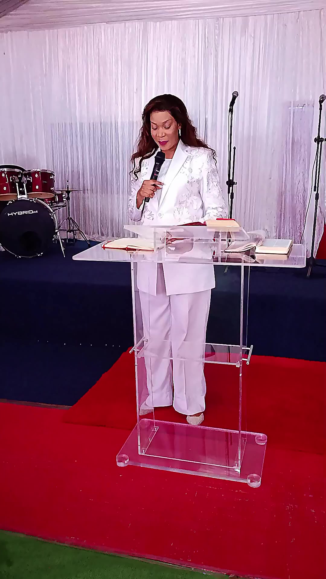 @Apostleneeministries