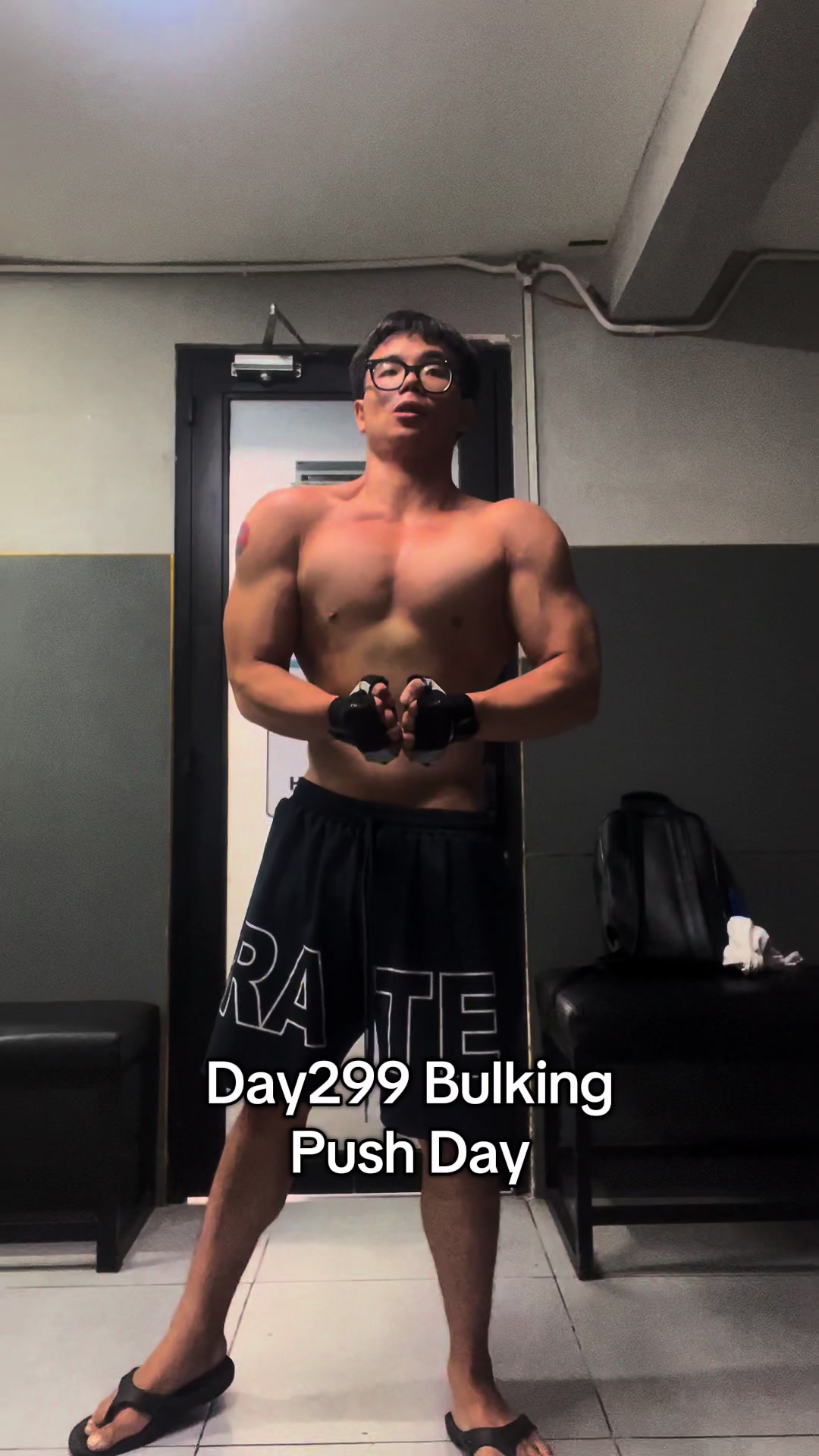 @Kent th&iacute;ch tập gym