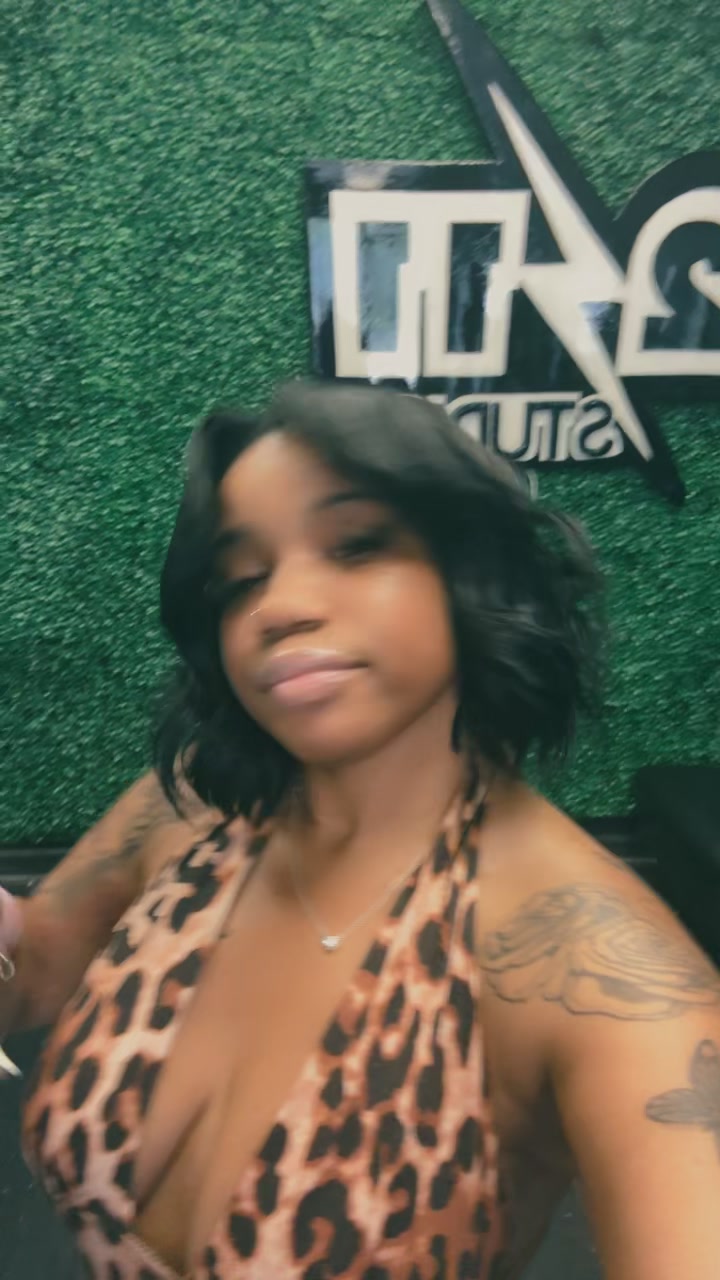 @TheRealAlexisKierra