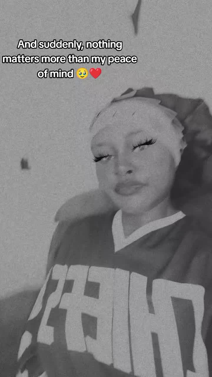 @Vivvy💋