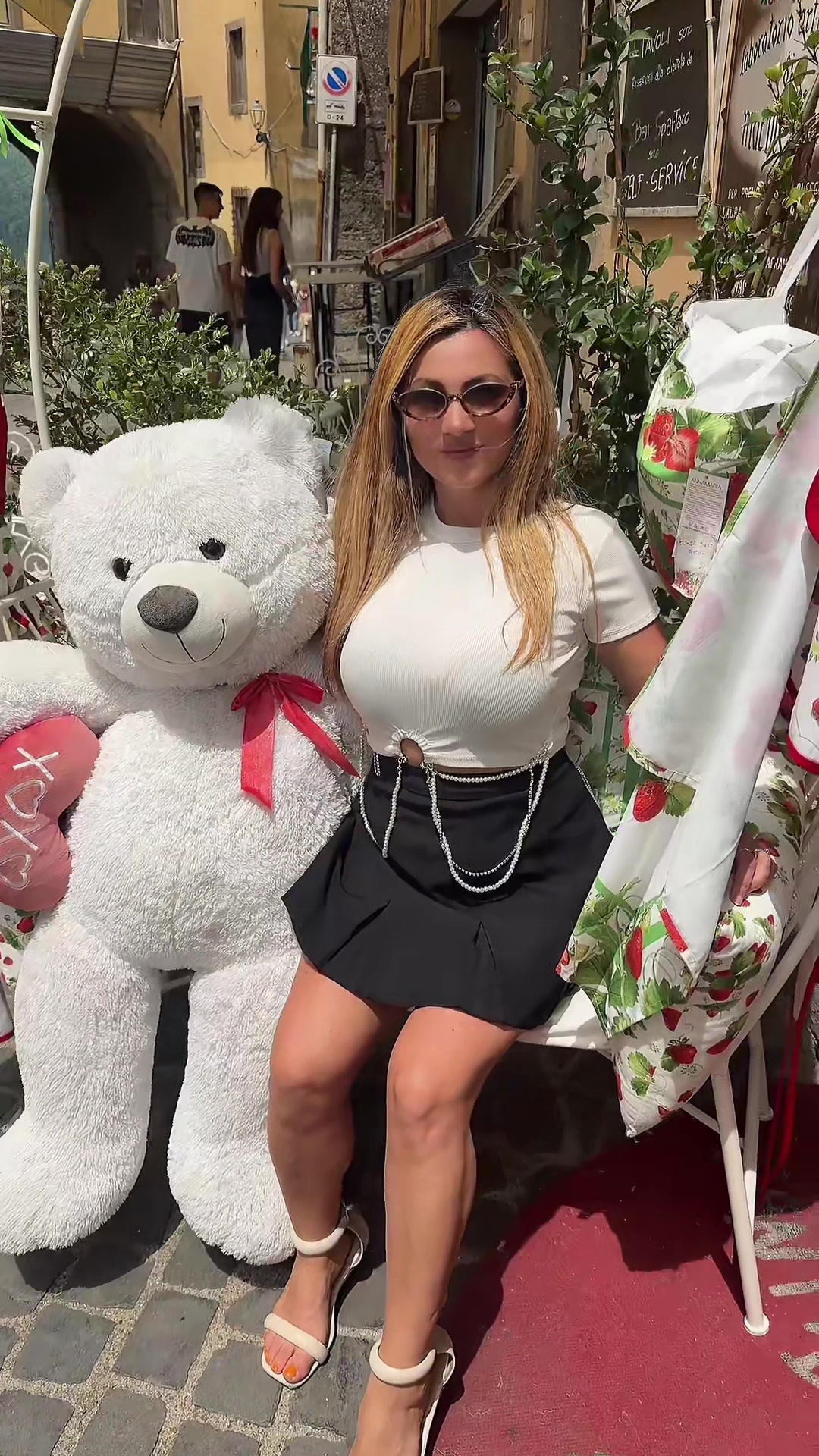 @Elena Chebaru