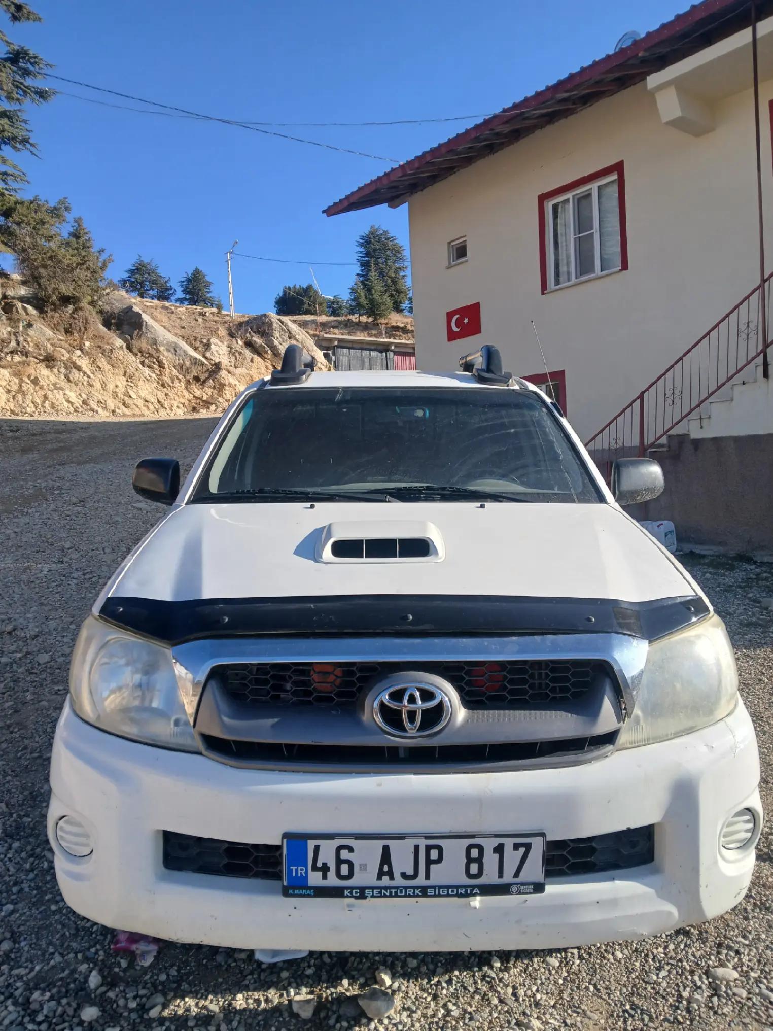 @&Uuml;mit g&ouml;kburun