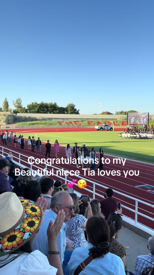 @R✨