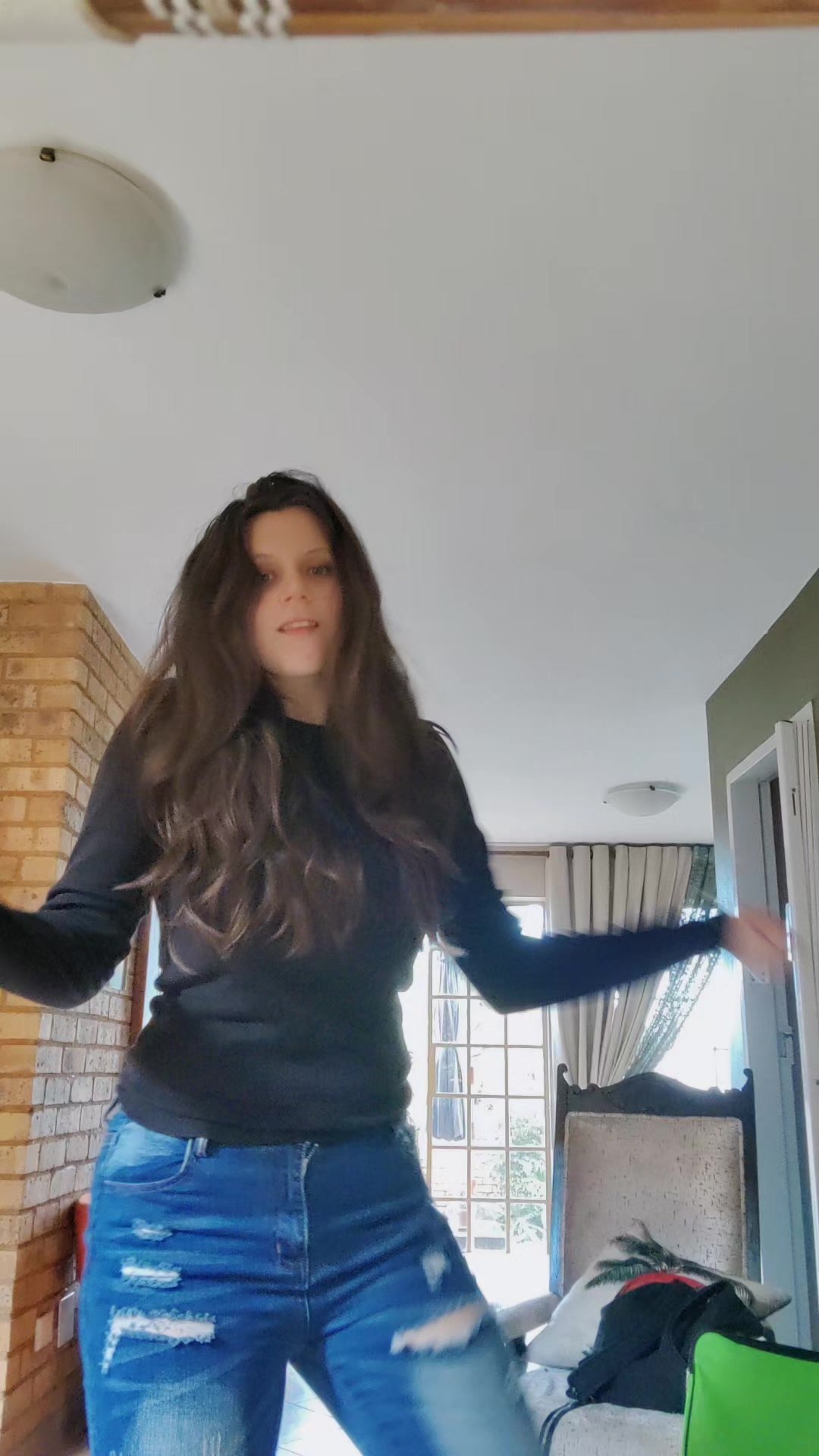 @not_bella