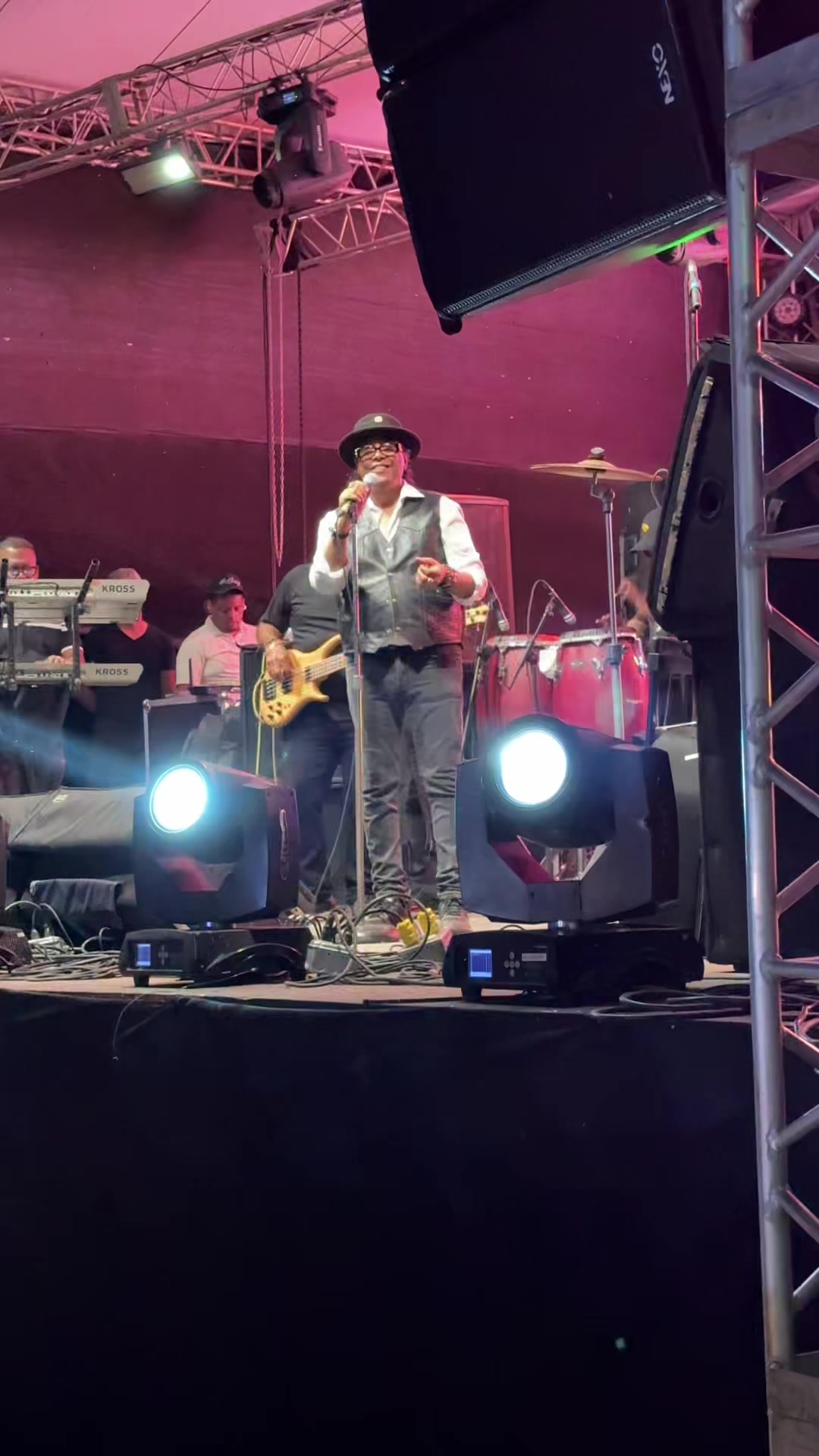 @#MariachiBudda