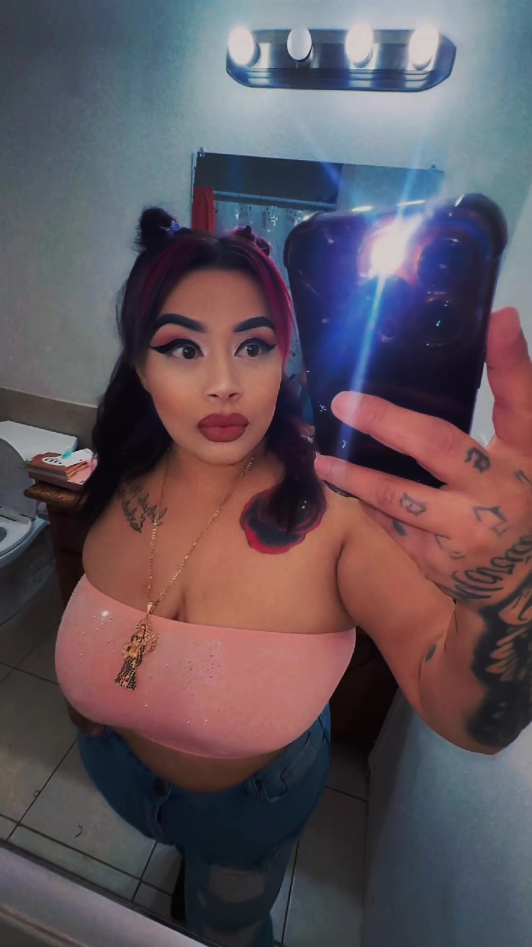 @ceemuertexo🏳️&zwj;🌈
