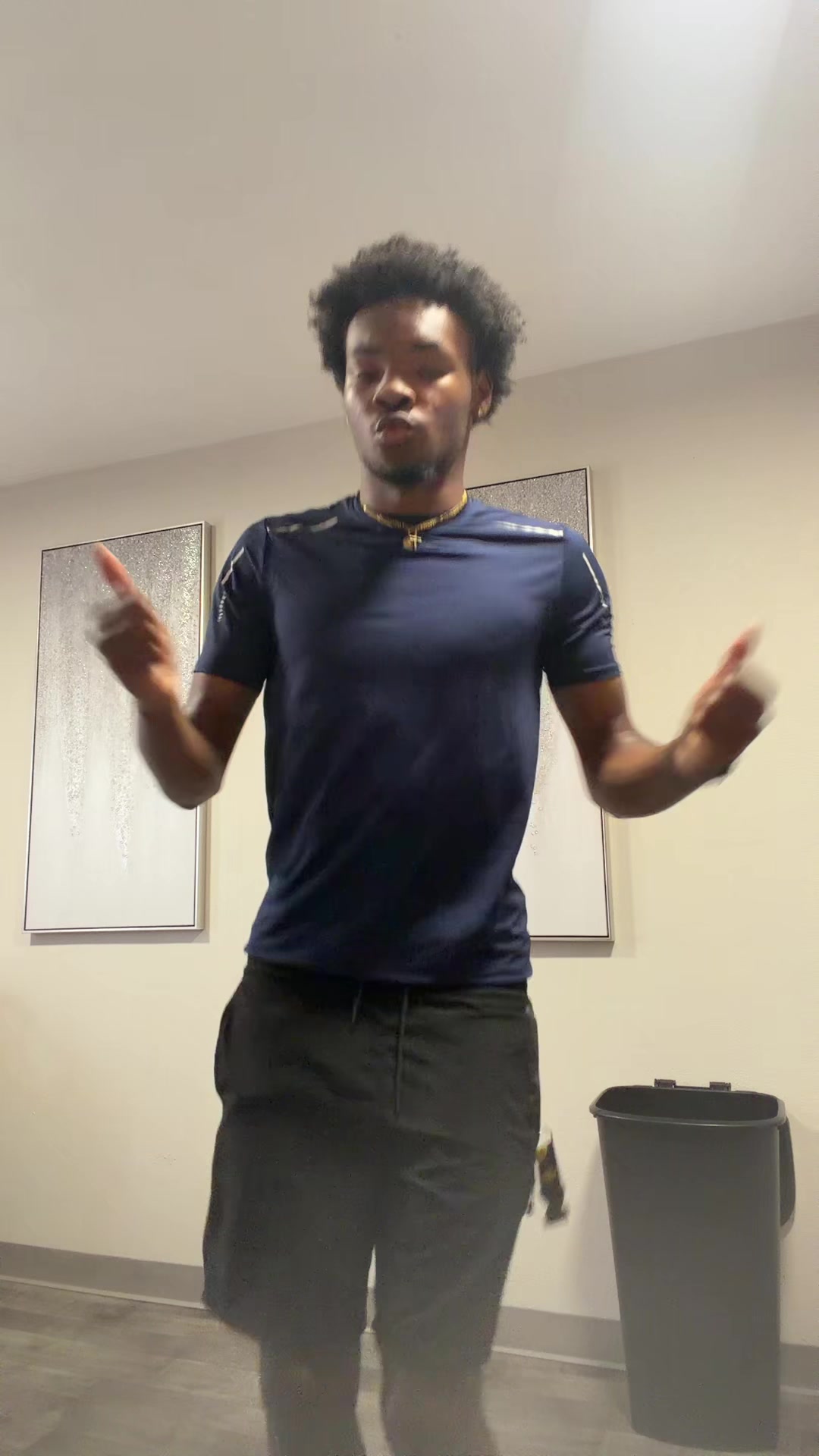 @VONNIZZZY🩸