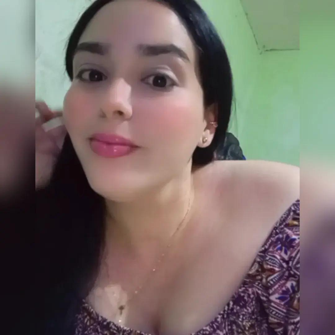 @Valeria largo💖
