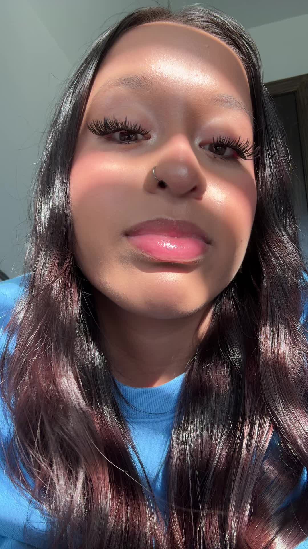 @ava<3