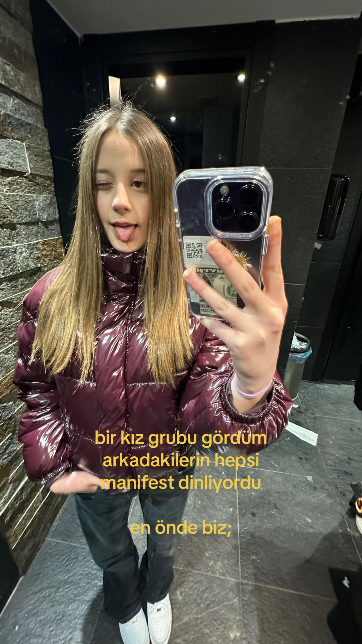 @ewaoff_