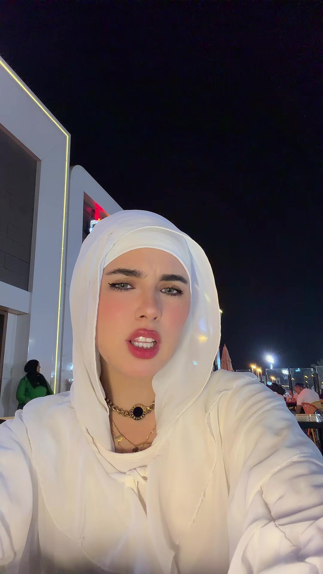 @nourhanmallaak