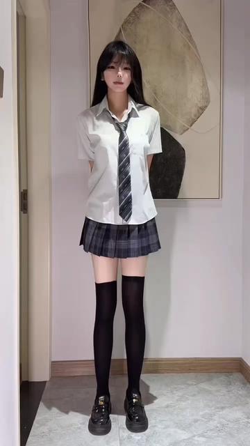 @Silk_n_pussy