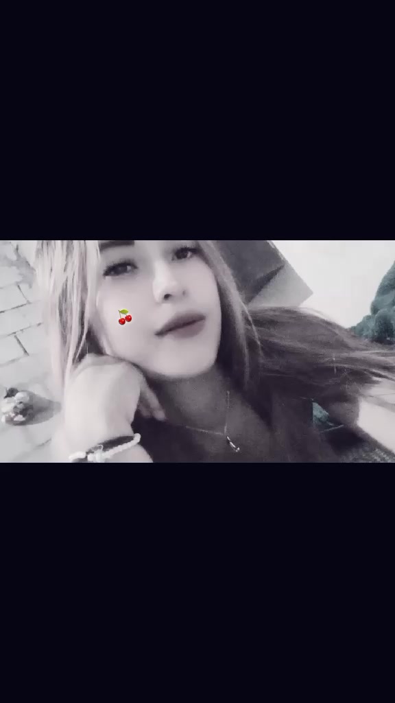 @flakitha🦋