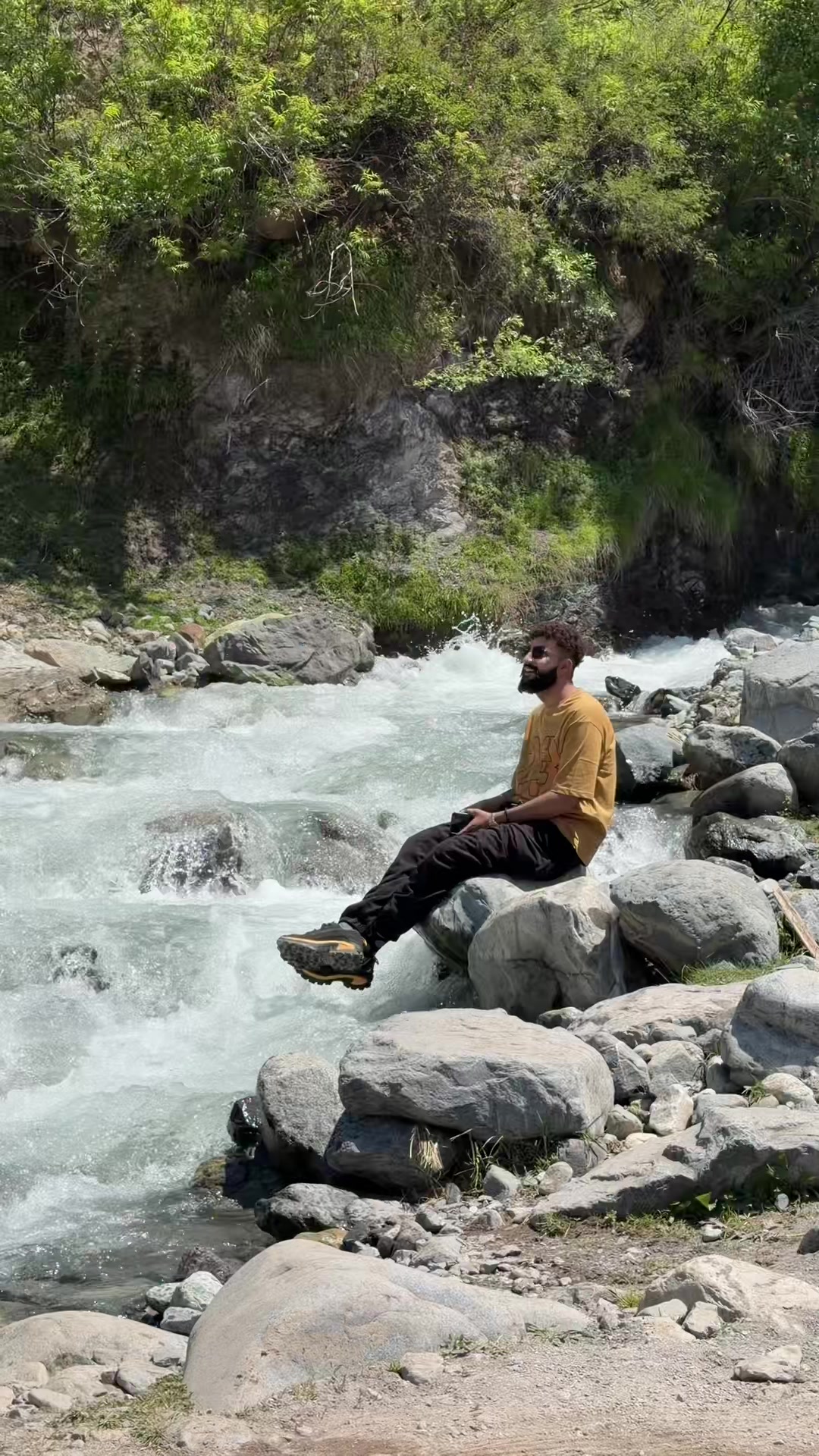 @RaJa FurQaN 🇦🇪 🇵🇰