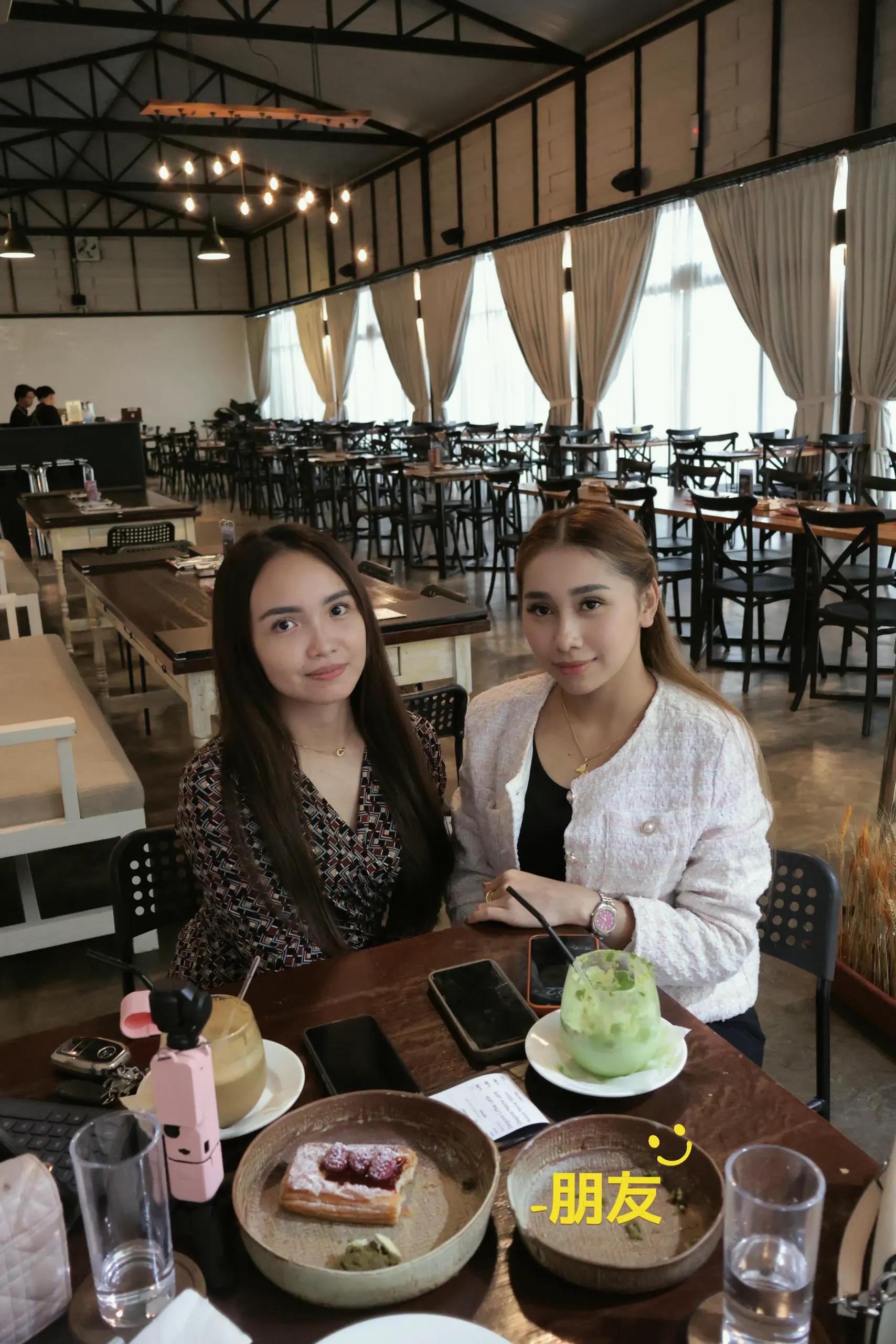 @Smntha.