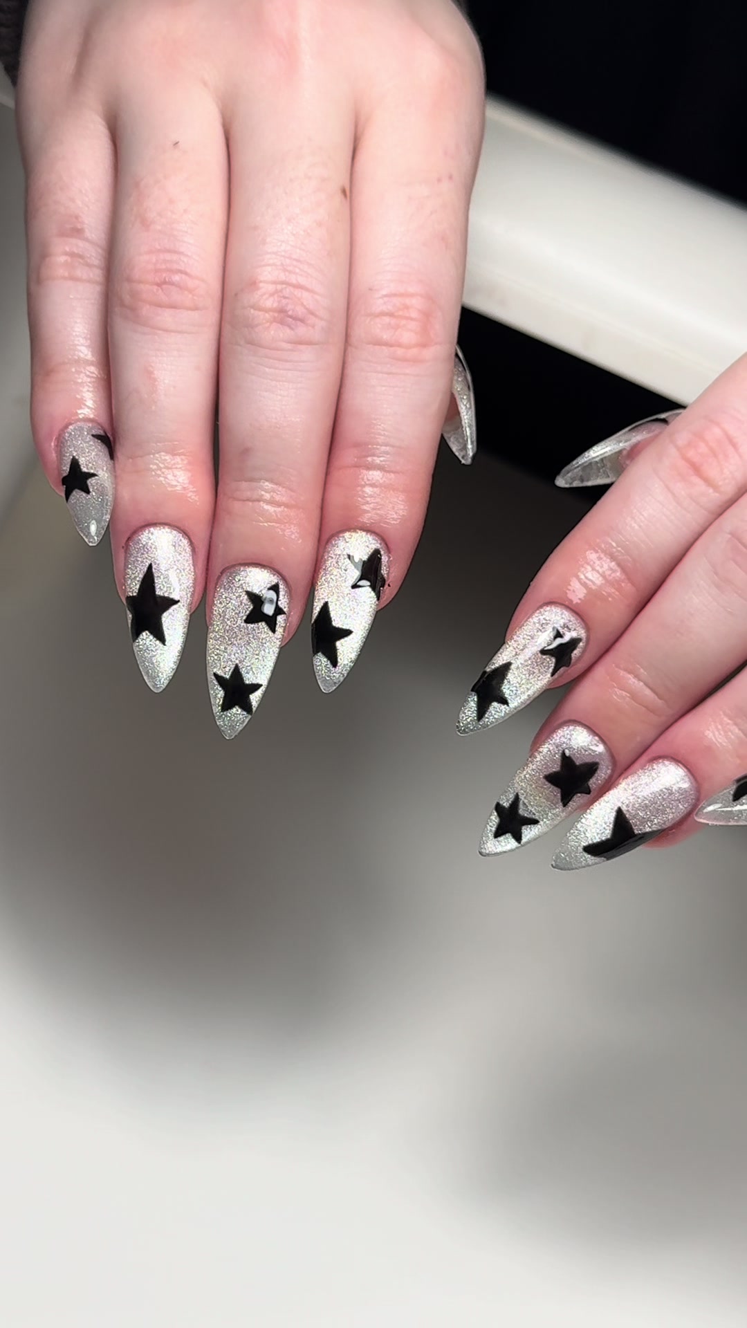 @TIPZYNAILZZ