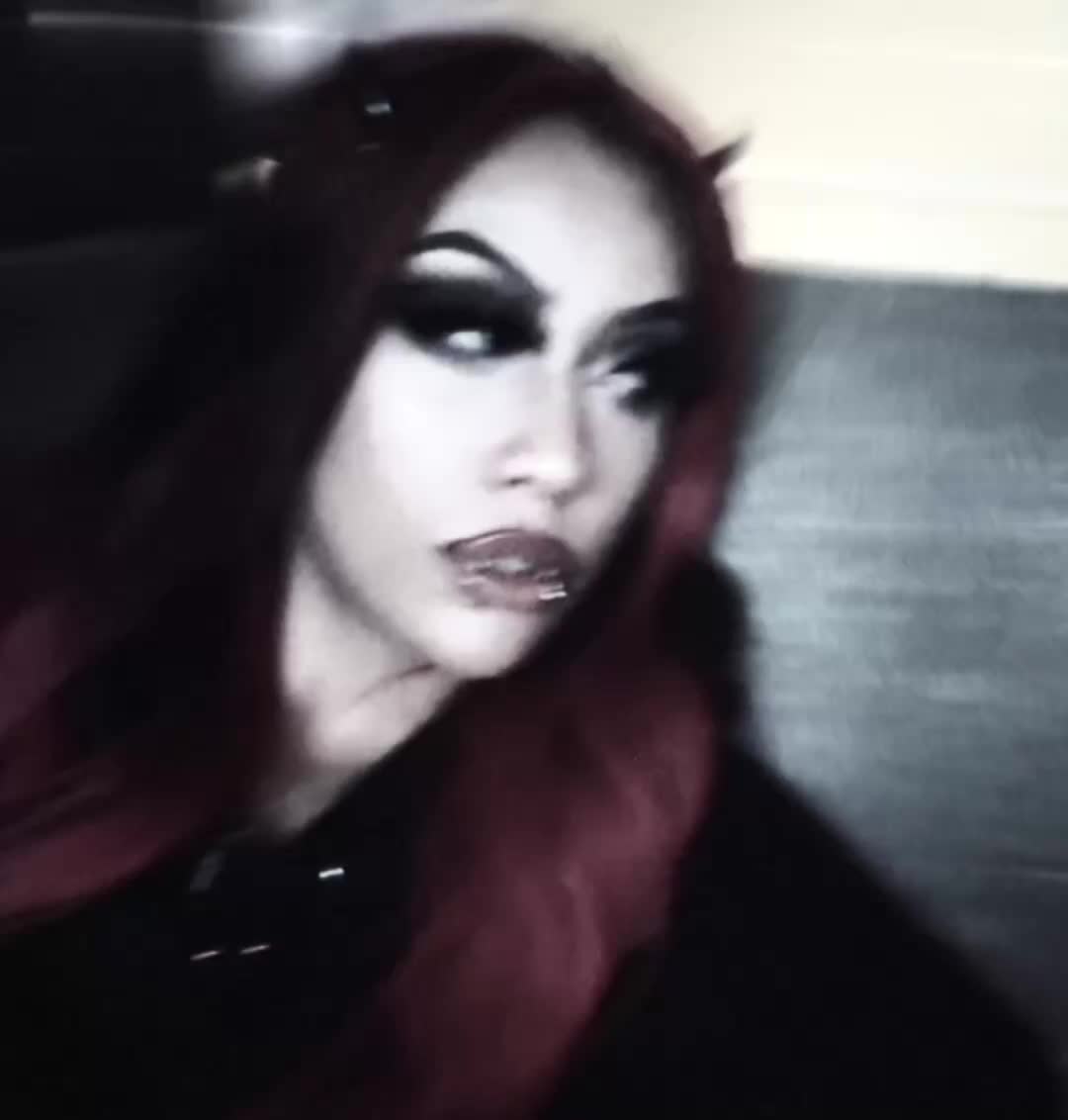 @Lena.