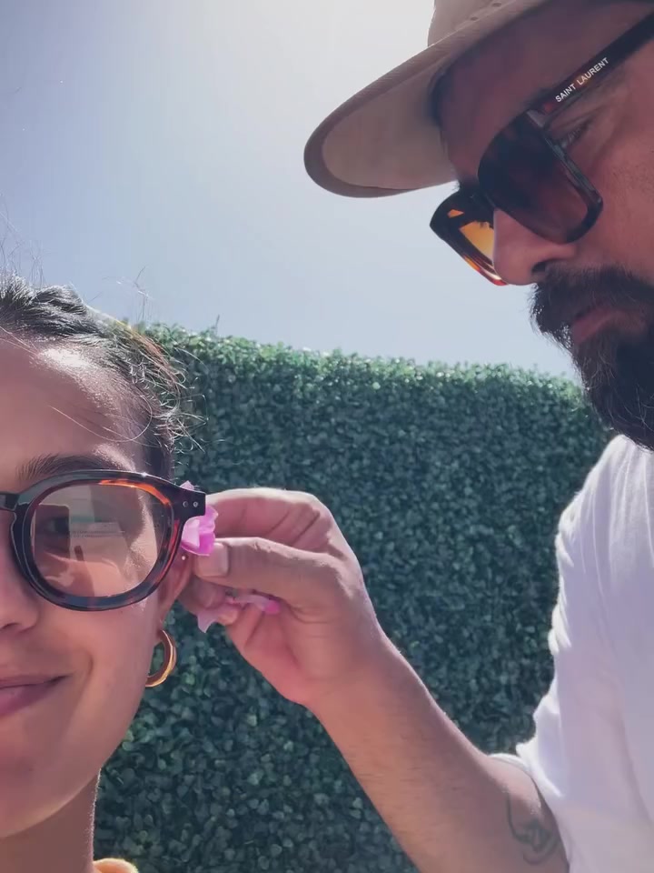 @iqra Aziz vlogs