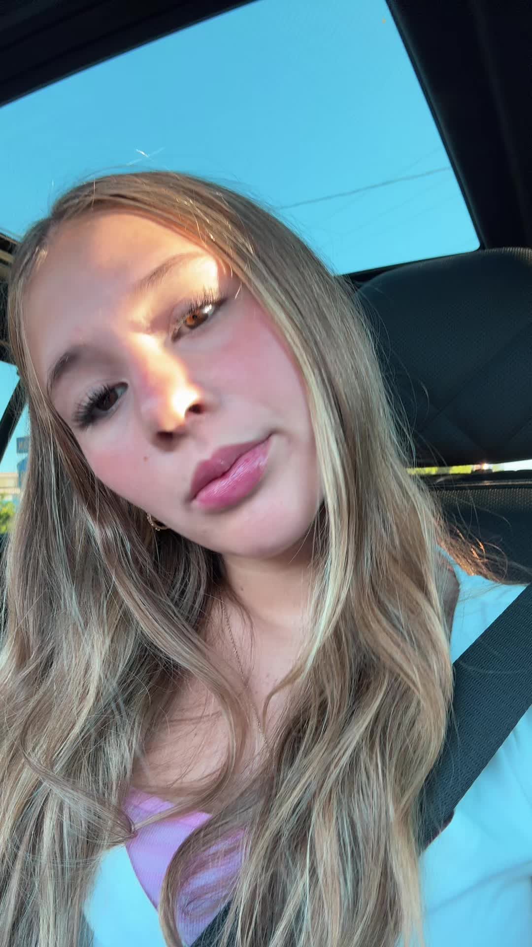 @￼