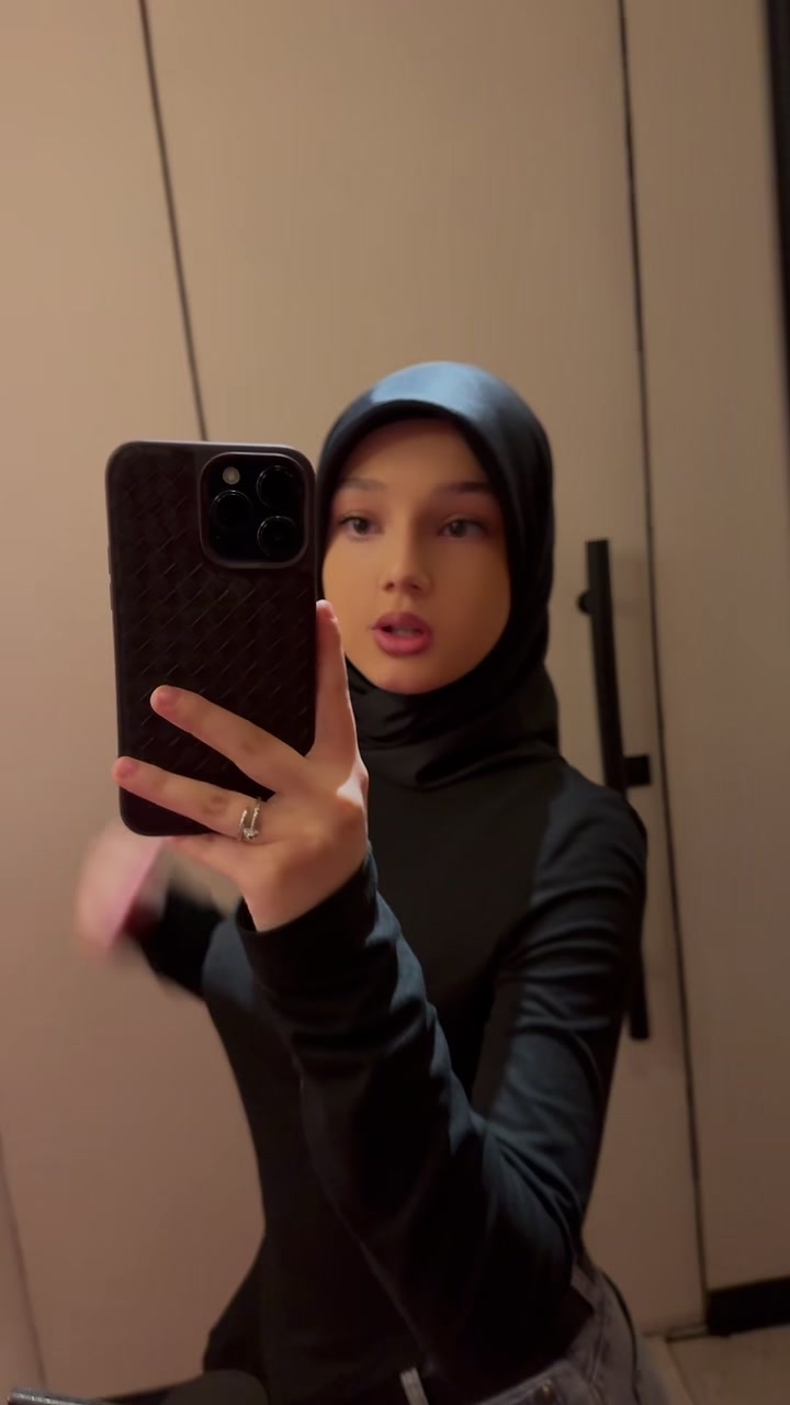@м