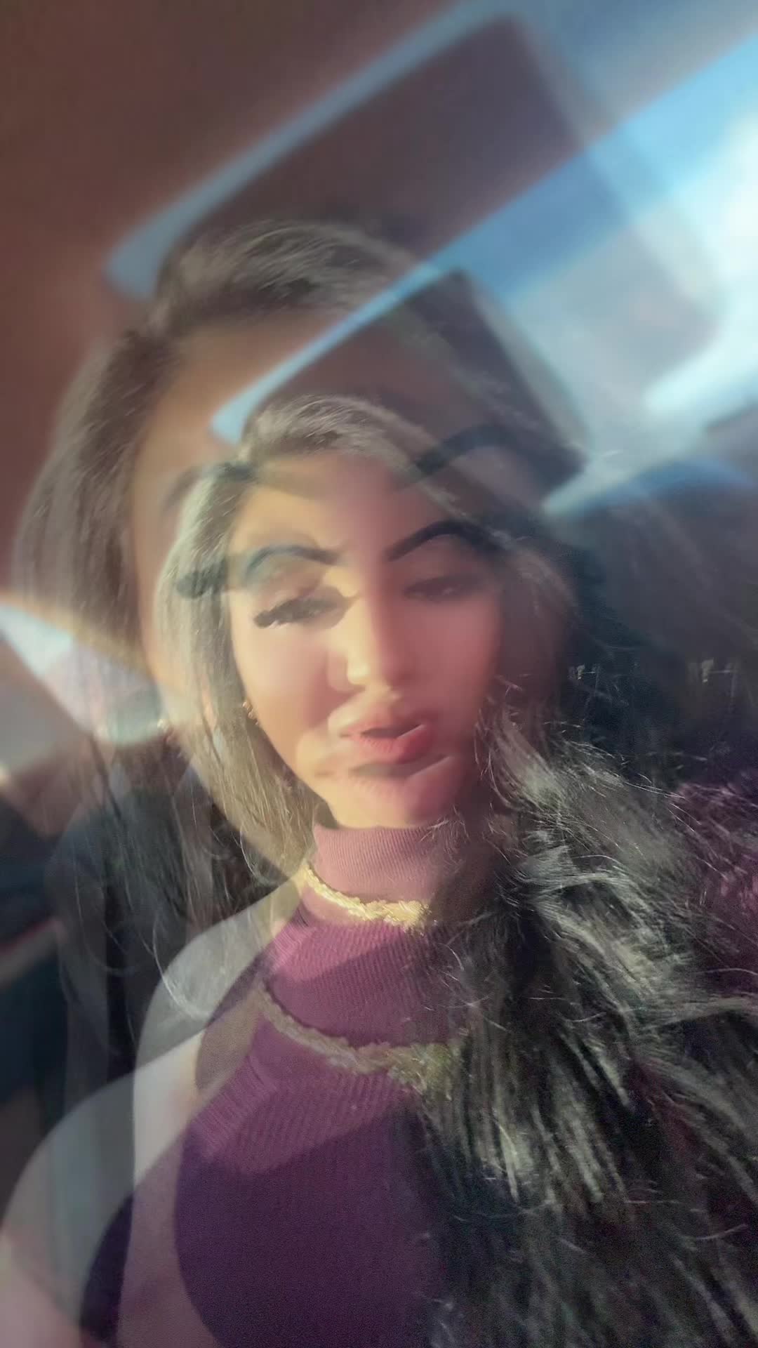 @Vivike007💋
