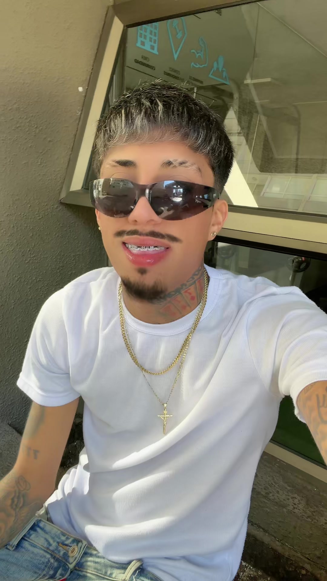 @qnesgabo_