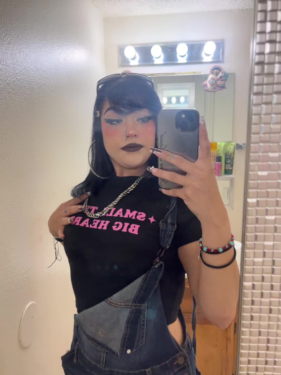 @🖤L🖤