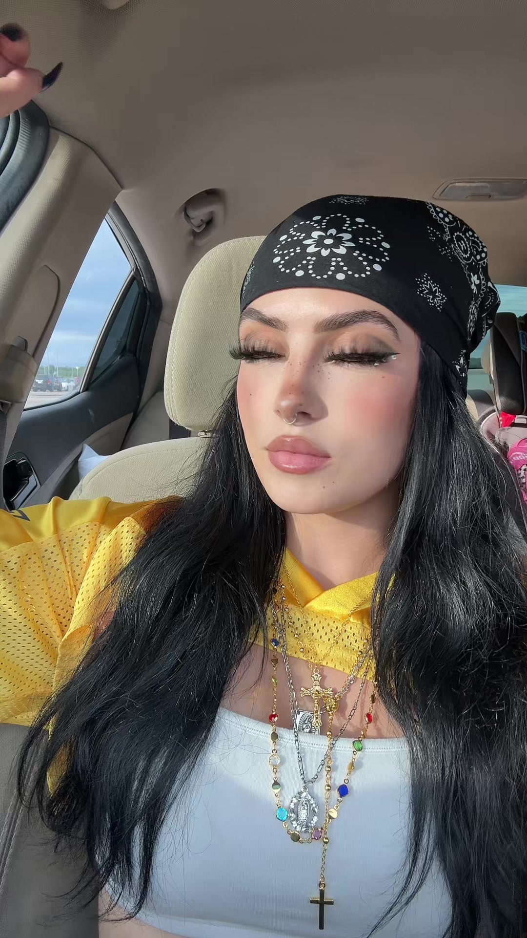 @lilliezworld