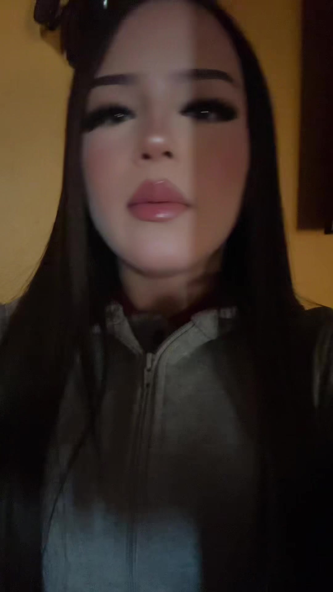 @&Auml; 𝐍 𝐀 𝐇 𝐈 𝐒