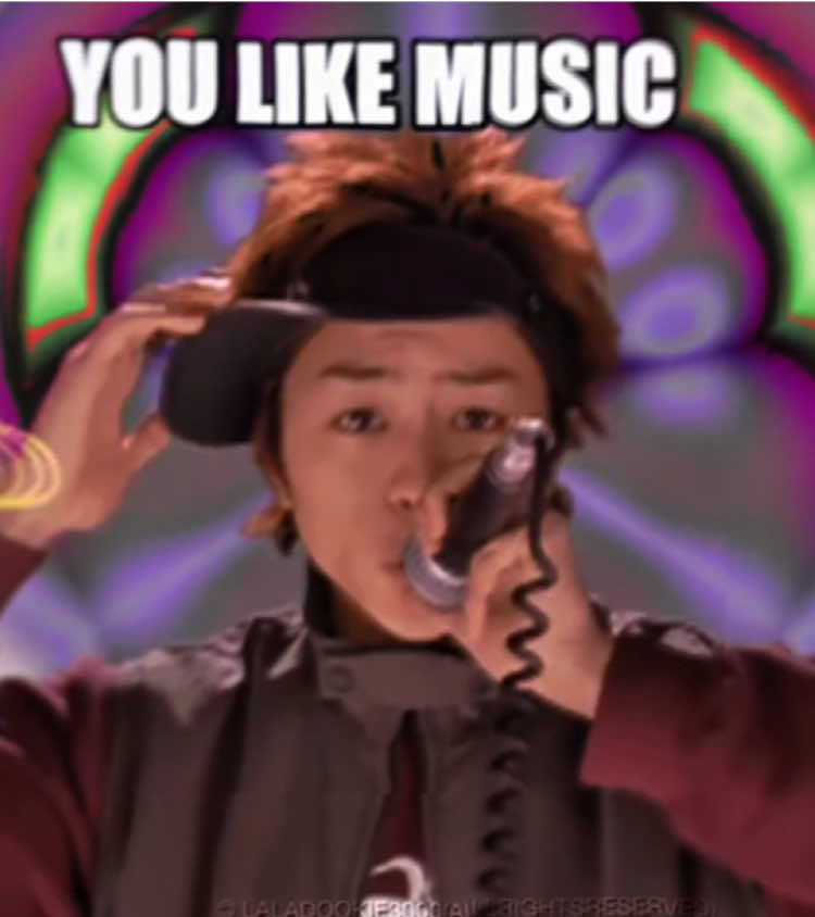 @Σ(°ロ°) .ᐟ ⋆˚
