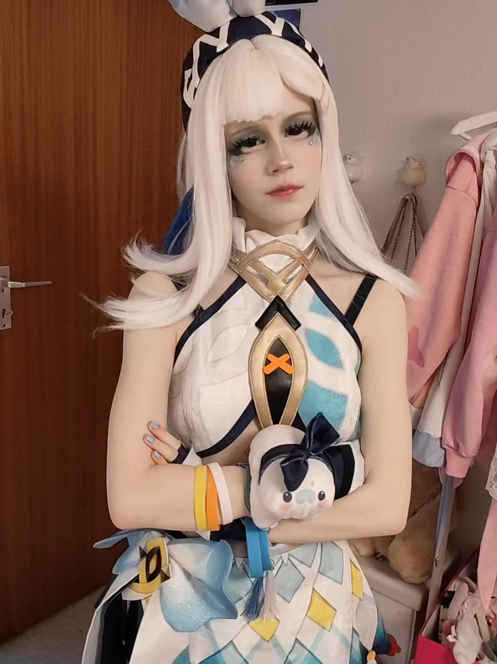 @:D
