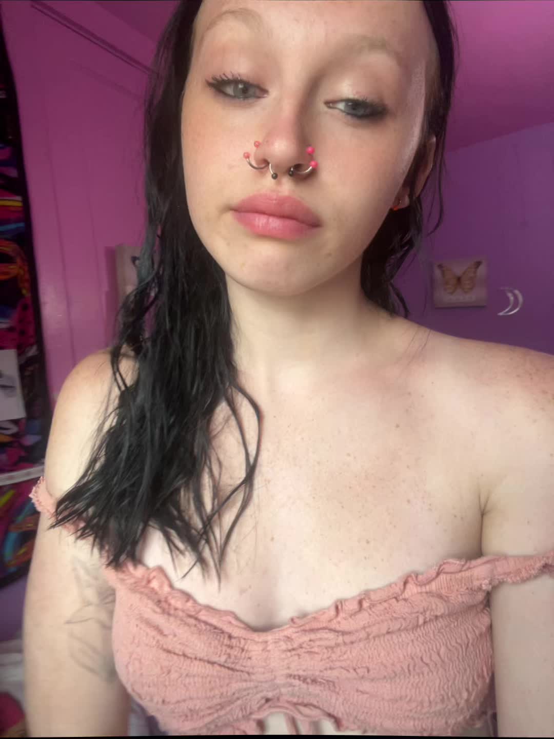 @⃟