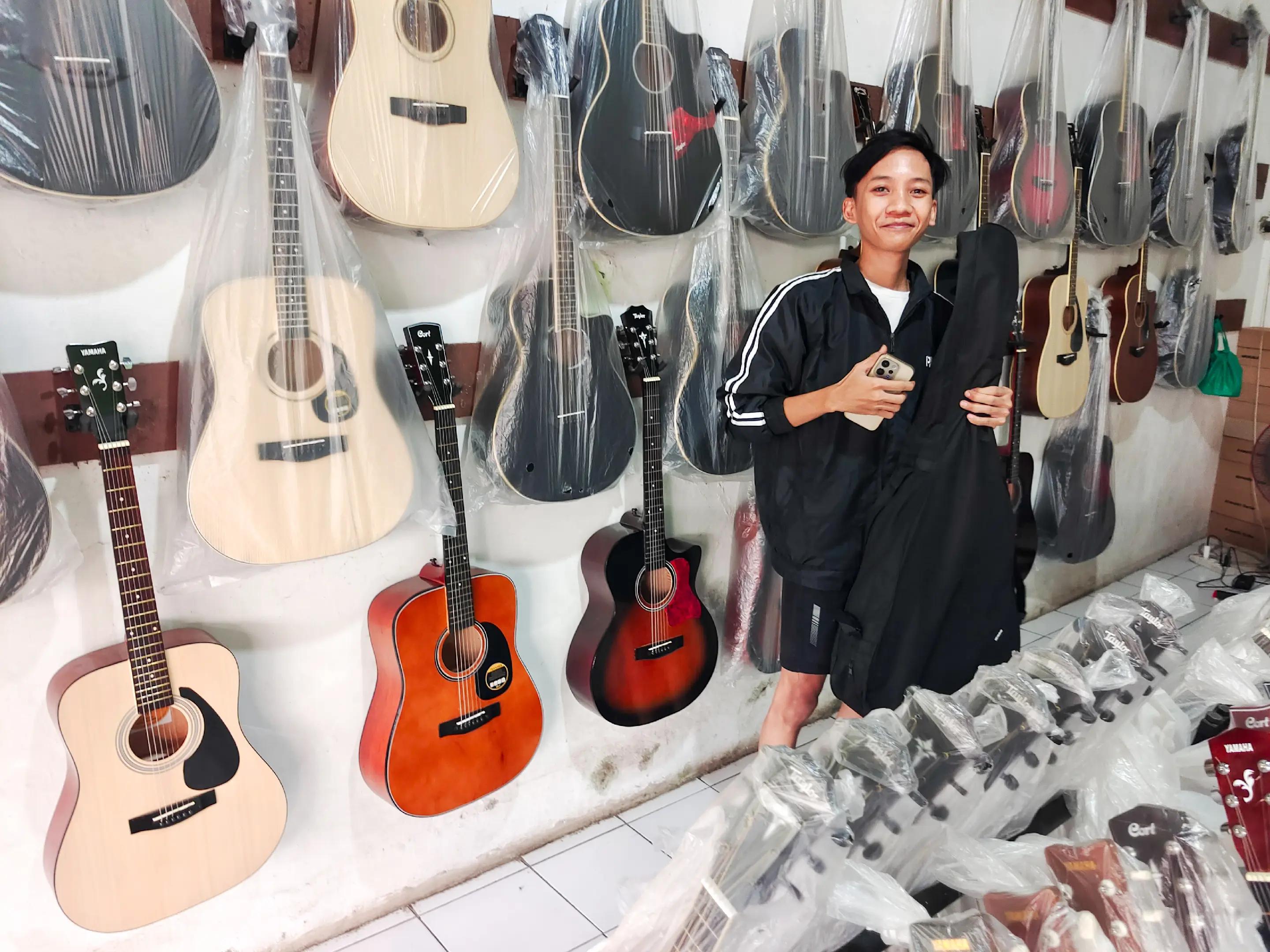 @Hanung Gitar Purwakarta