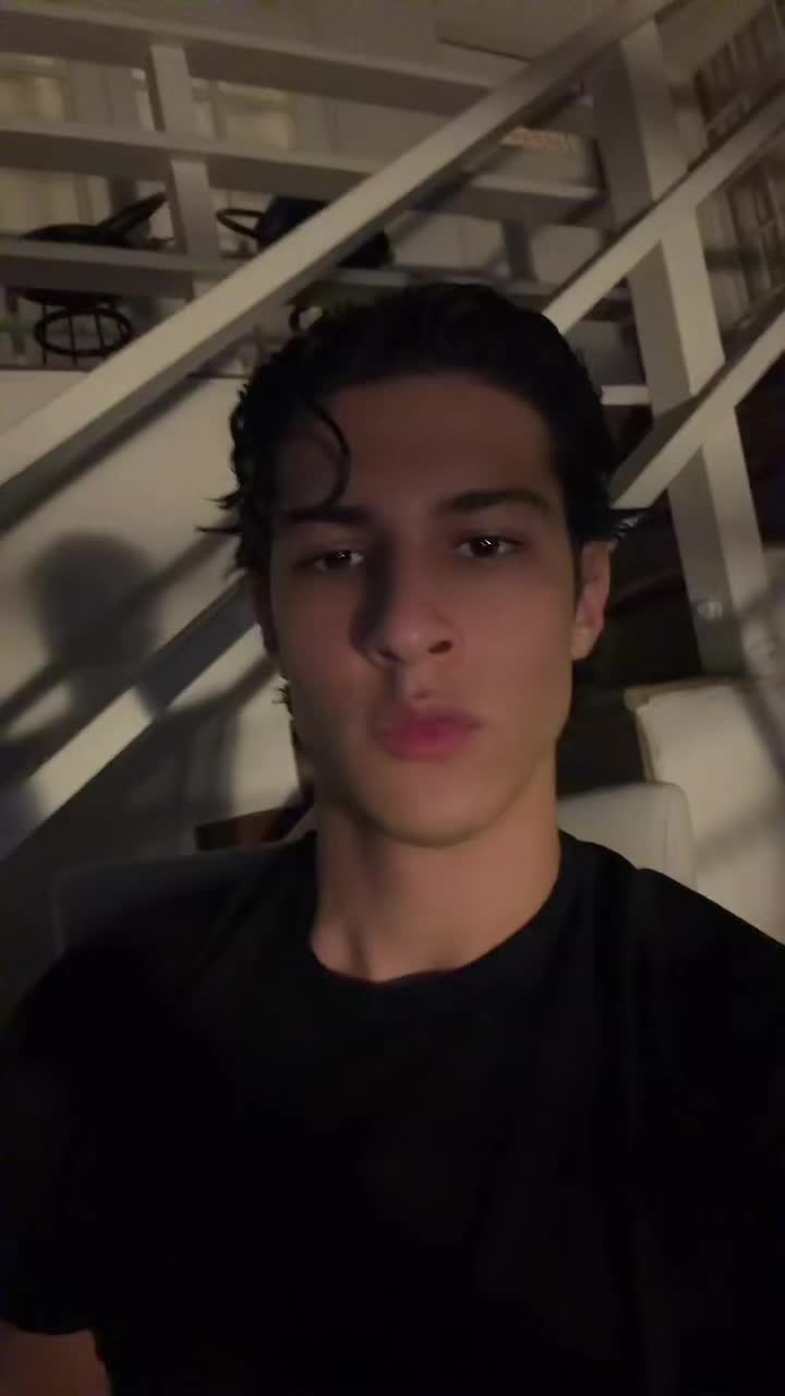 @marcushullaster