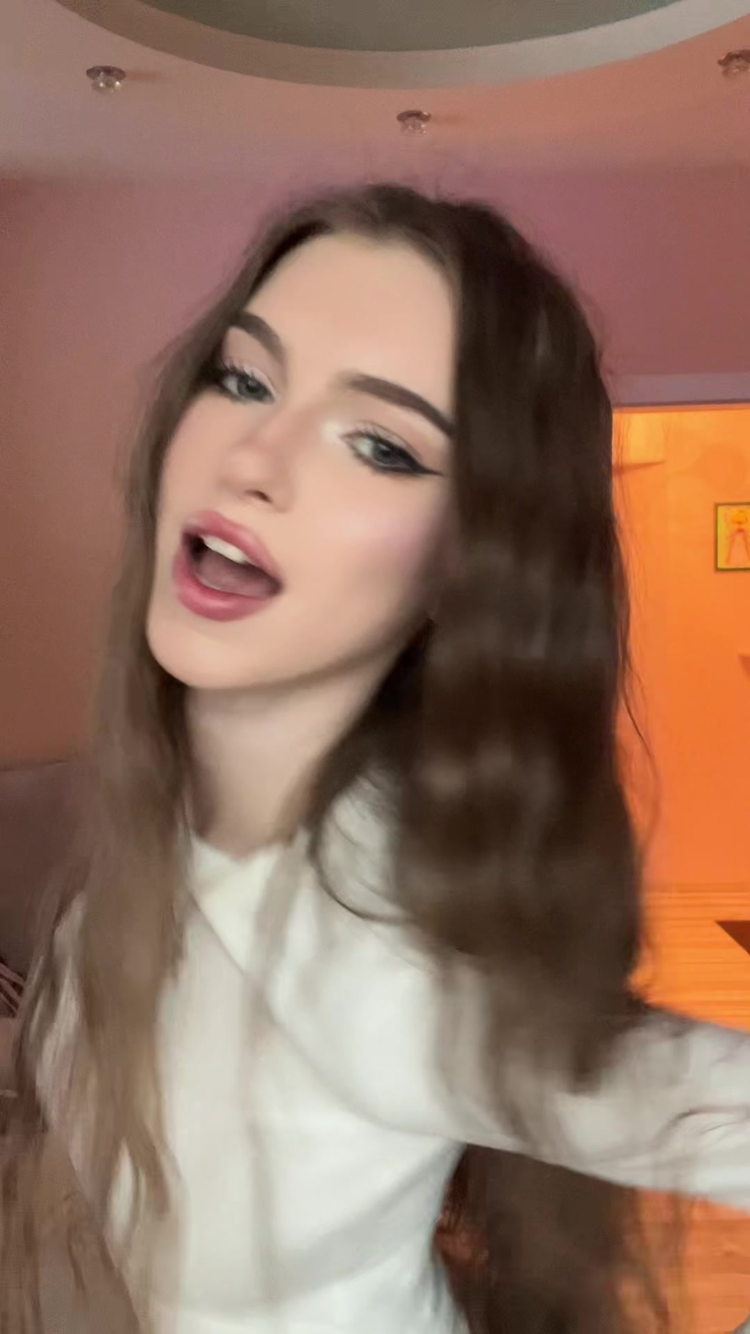 @꧁𝔸𝕃𝕀𝕊𝔸꧂