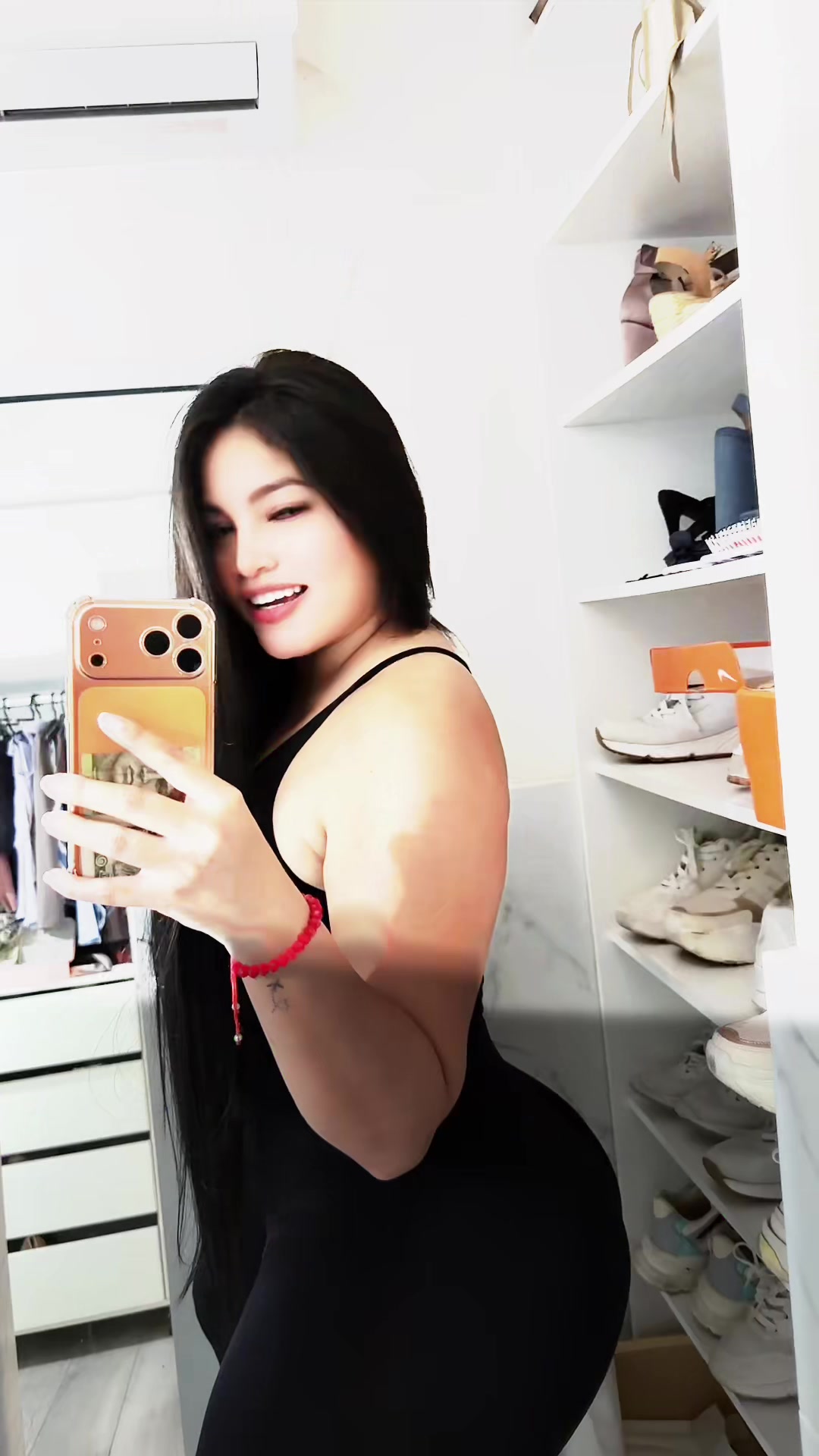 @k_attyestrella1@