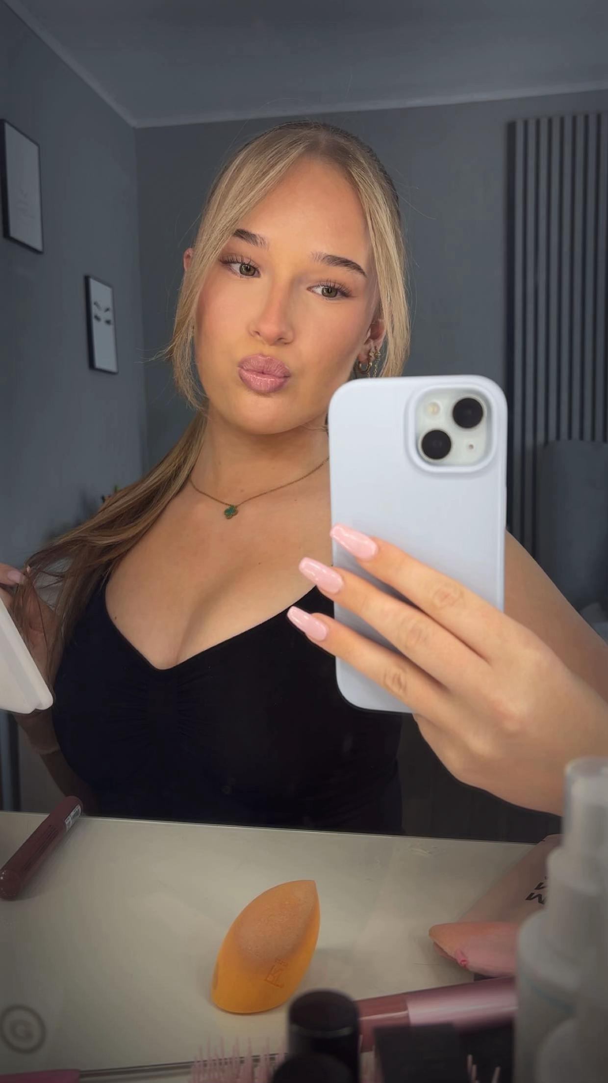 @🧸