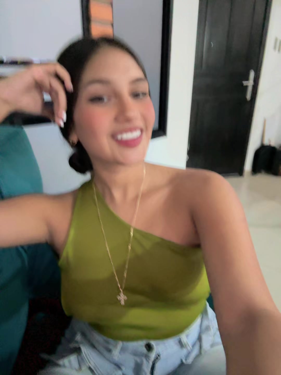 @Ari