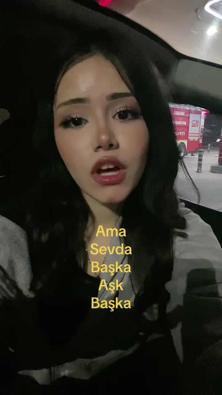 @Şapkalıkız