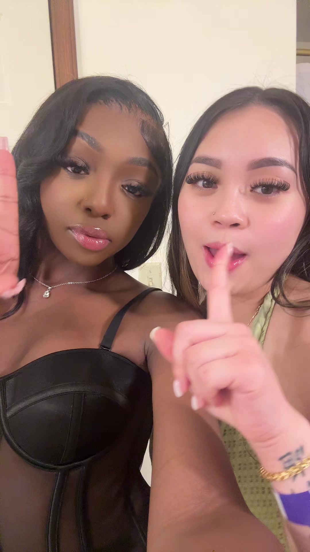 @traceythe1_